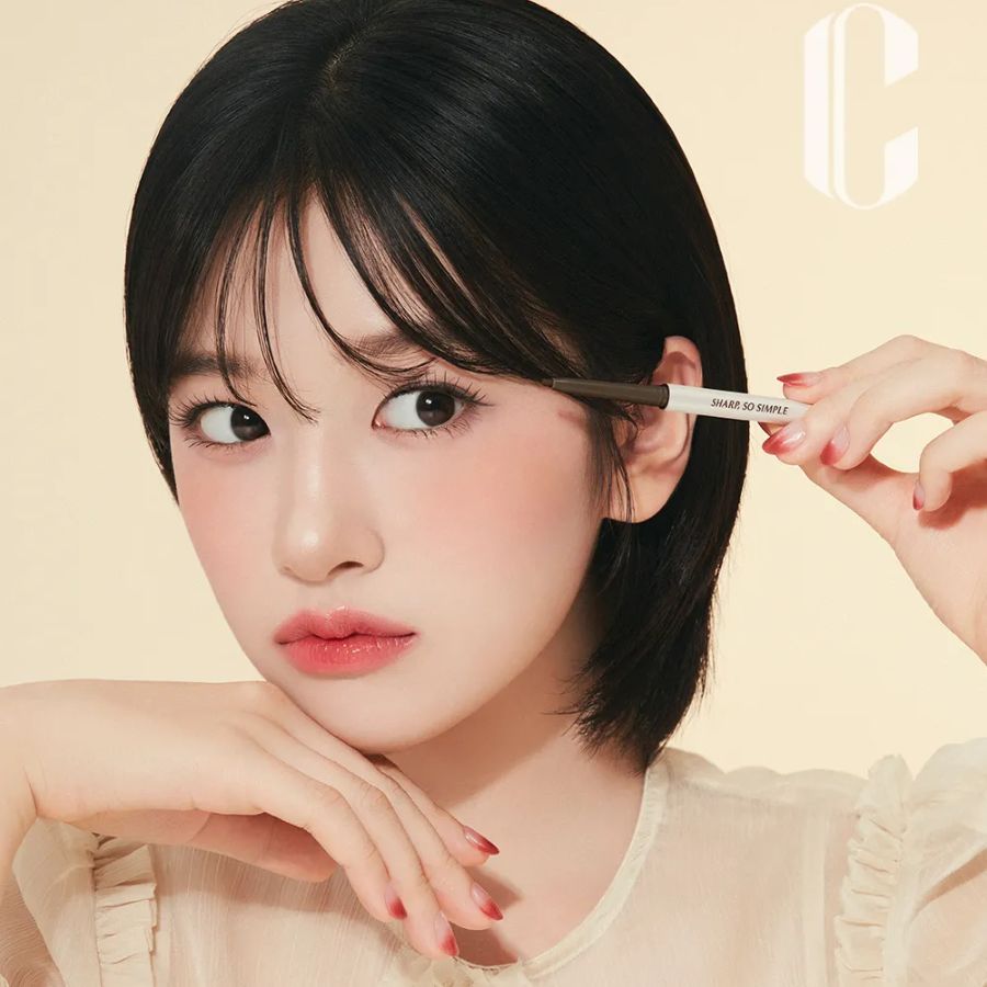 chi-ke-mat-clio-sharp-so-simple-waterproof-pencil-liner-1